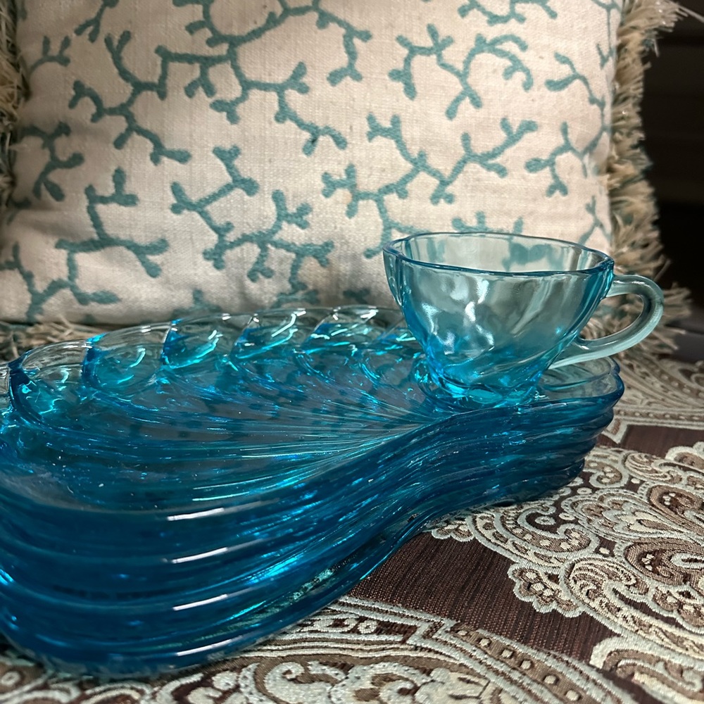 Vintage Blue Glass seashell single serve tray with cup and cup holder